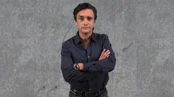 Science of Stupid Rocher, moto et gâteau