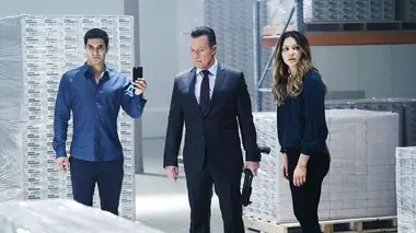 Scorpion S03E13 Fausse monnaie, vrais problèmes