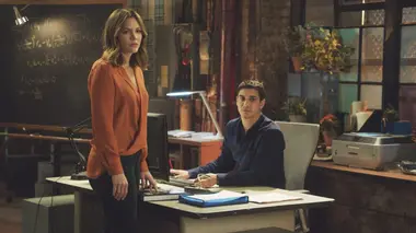Scorpion S04E22 Une tempête peut en cacher une autre