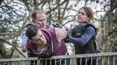 Scott & Bailey S04E01