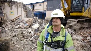 Récupération, explosion, création