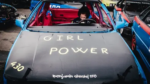 Se crasher pour exister