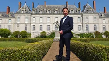 Les courtisanes : la Pompadour ou le roi amoureux