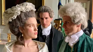 Au Danemark : le roi, la reine et le séduisant docteur