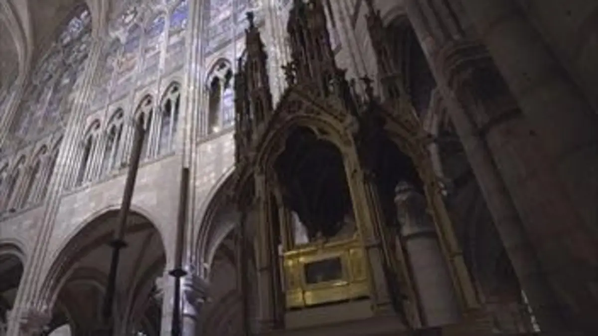 Secrets de cathédrales E04 La face cachée des édifices