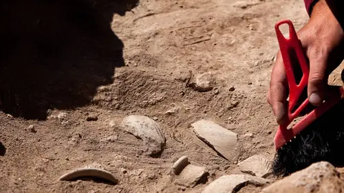 Secrets enfouis S02E06 Le mystère de la grotte de glace