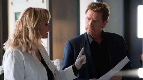 Section de recherches S13E10 Naufrage