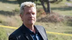 Section de recherches S09E09 Les loups