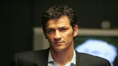 Section de recherches S02E01 Apparences