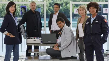 Section de recherches S07E11 Belle à mourir
