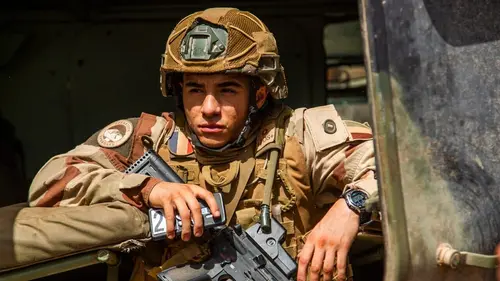 Sentinelles - Mali S01E03 Golden Hour