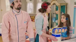 Sept nains et moi S01E06 La grosse commande