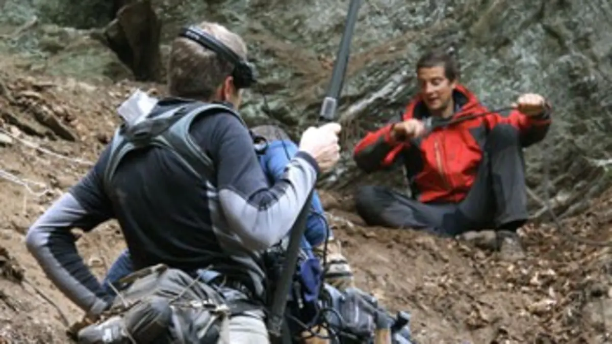 Seul face à la nature S06E10 Travail sur la nature