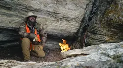 Seuls face à l'Alaska Face-à-face musclés