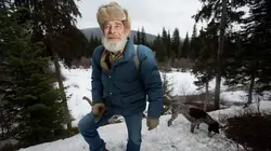 Seuls face à l'Alaska Le feu par le feu