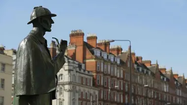 Sherlock Holmes contre Conan Doyle