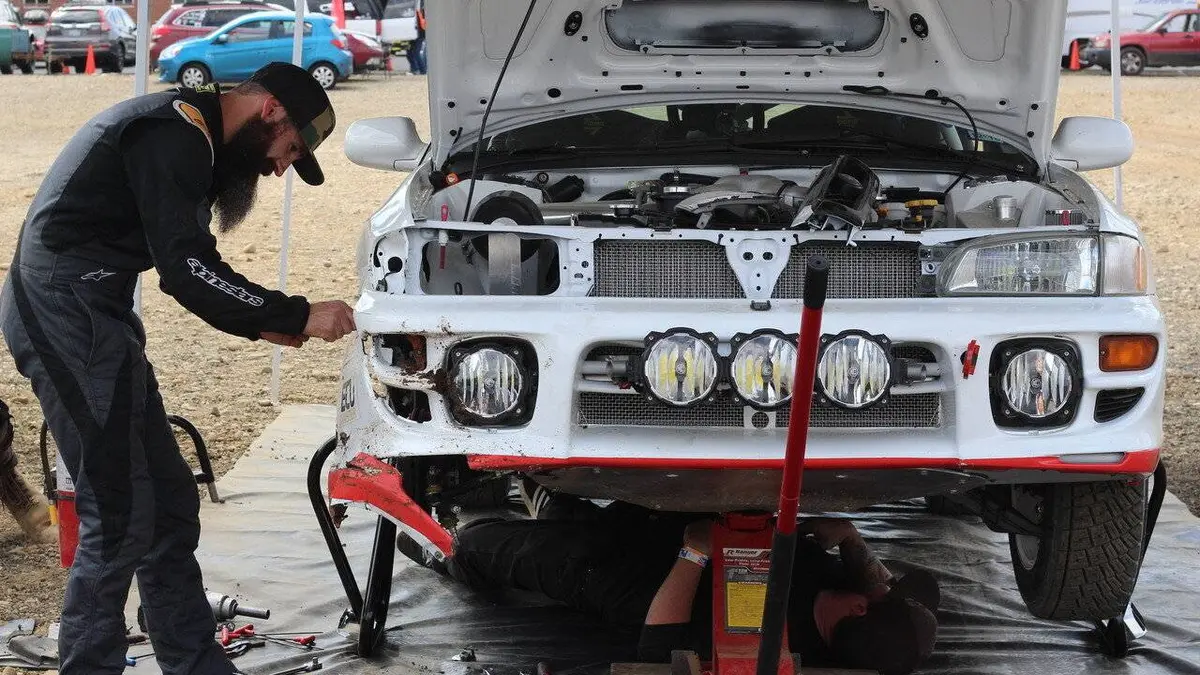 Shifting Gears avec Aaron Kaufman S02E03 L'Olympus Rally