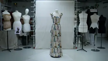 Shocking Schiaparelli, histoire d'une visionnaire de la mode