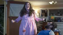 Shrill S02E01 Camping