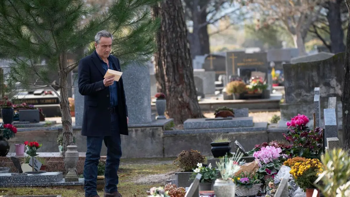 Simon Coleman S01E01 Simon Coleman