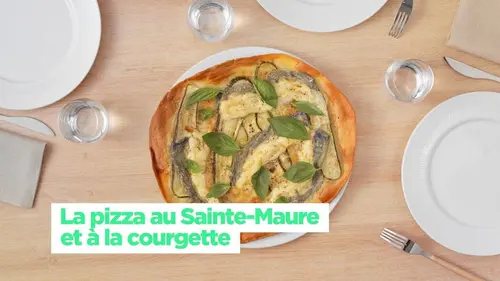 Simplissime La pizza au Saint-Maure et à la courgette