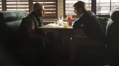 Siren S02E05 Instincts primaires