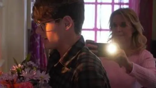 Sleep Tight S01E06 Lucy : Teeth / Celia : Scout