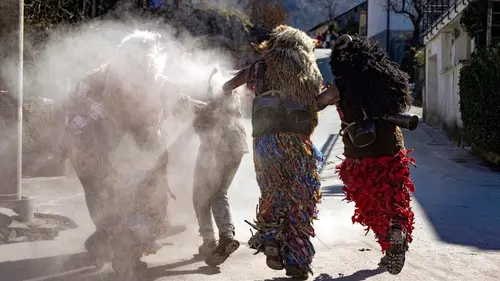 Casting Slovénie, le carnaval des bouches tordues