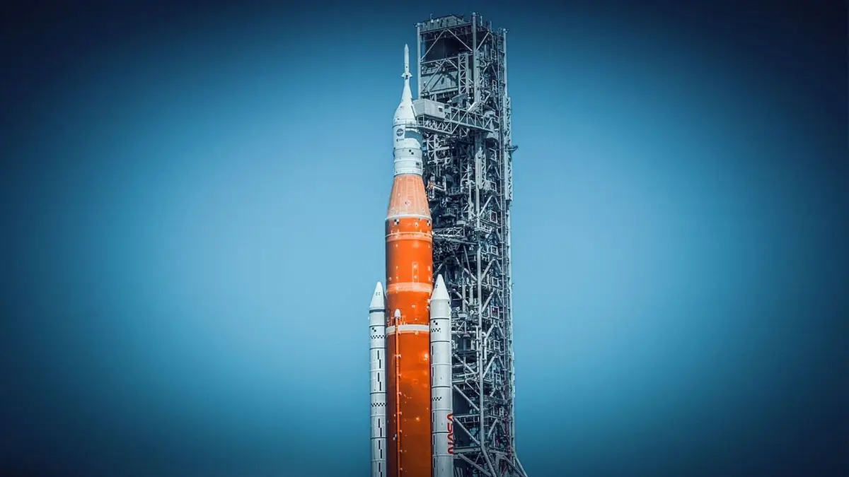 SLS : Le dernier géant