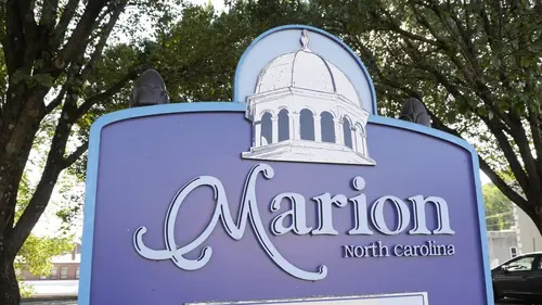 Small Town Murder Qui a disparu maintenant ?