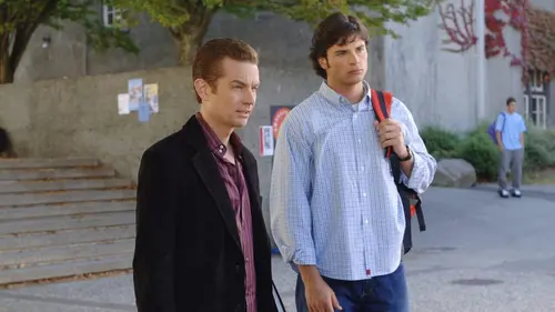 Smallville S05E08 Pris au piège