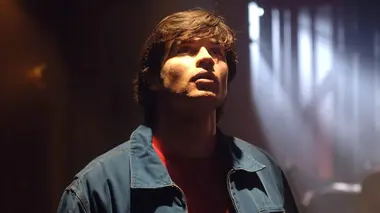 Smallville S05E20 Invisible