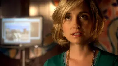 Smallville S09E06 Cœurs croisés