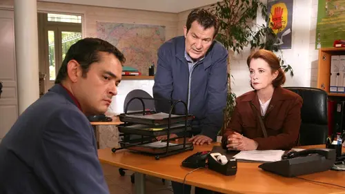 Soeur Thérèse.com S06E01 L'assassin est parmi nous
