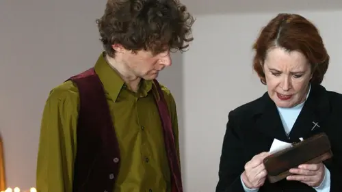 Soeur Thérèse.com S01E02 Thérèse et le voyant