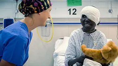 Soigner à bord de l'Africa Mercy