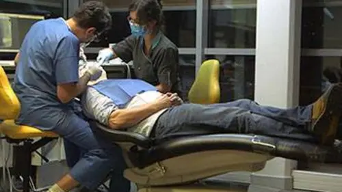 Soins dentaires, les racines du mal