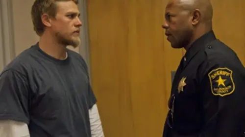 Sons of Anarchy S04E10 Hors de contrôle en streaming