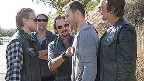 Sons of Anarchy S05E07 Sans foi ni loi en streaming