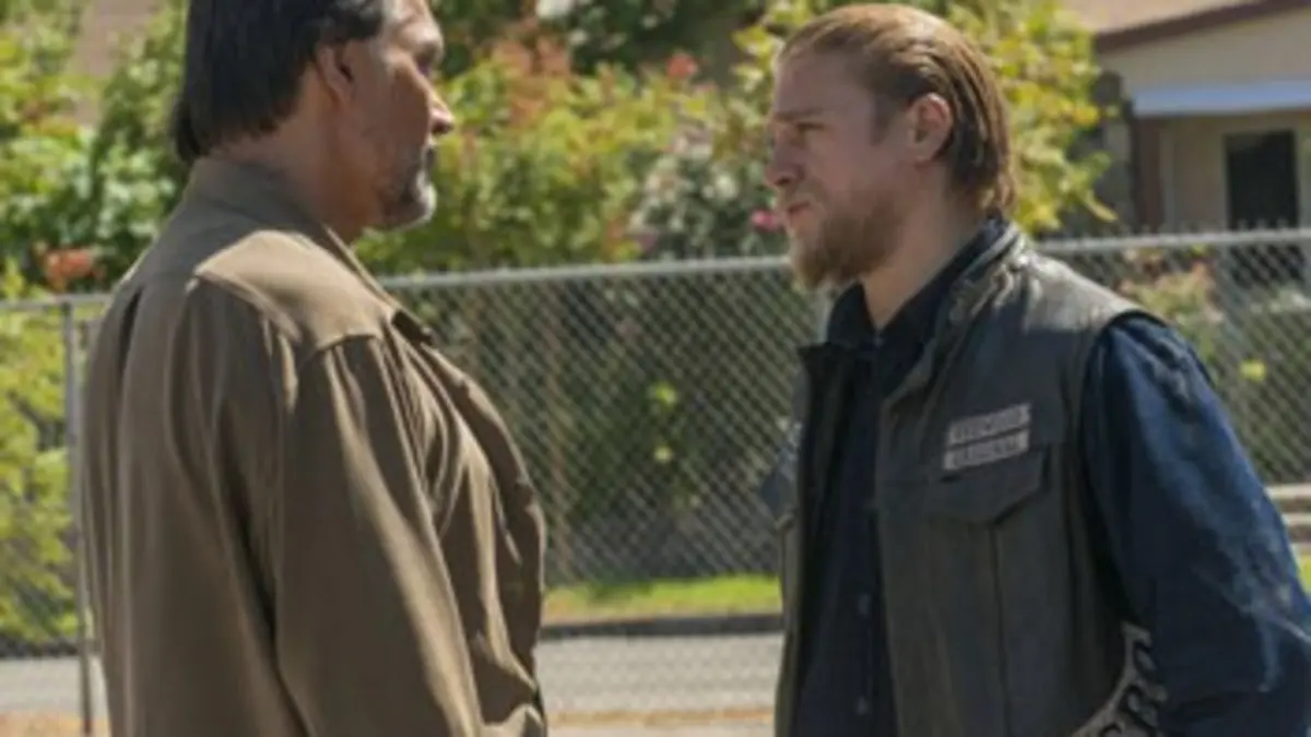 Sons of Anarchy S05E11 Armes fatales