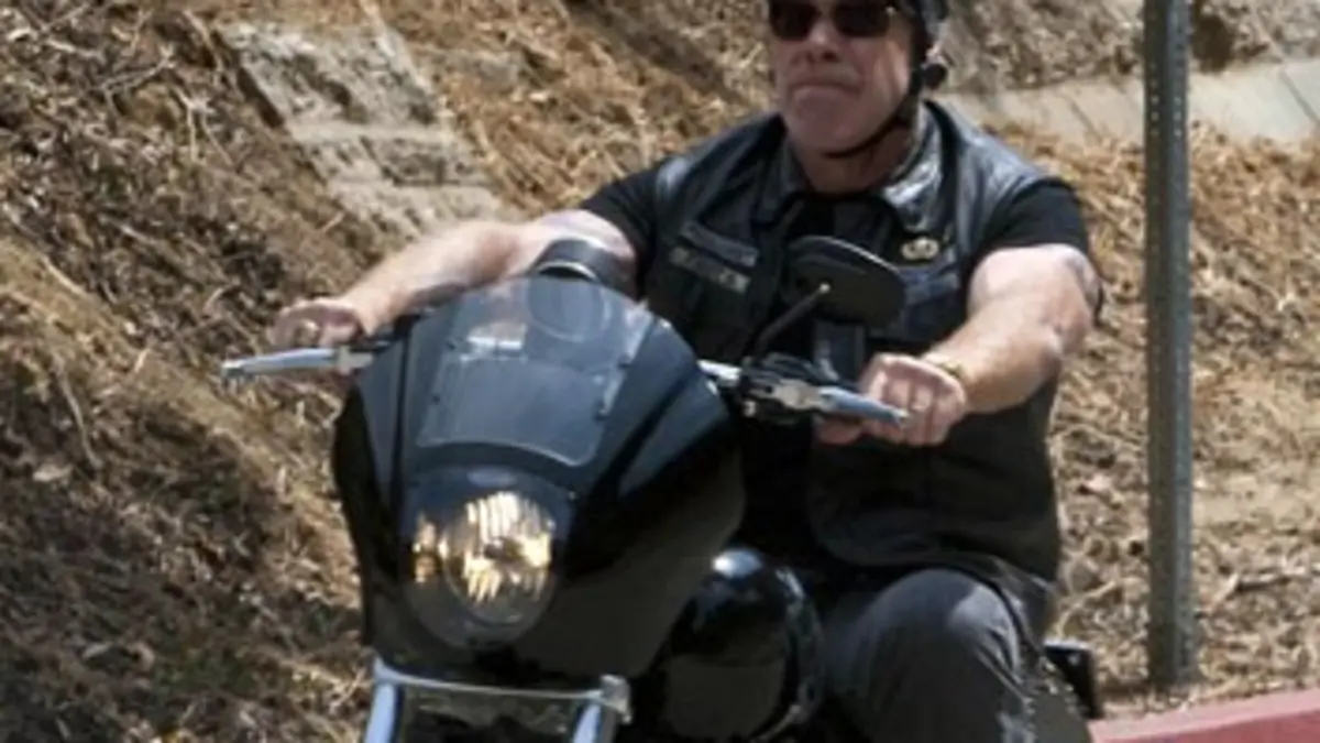 Sons of Anarchy S03E04 Auprès des miens