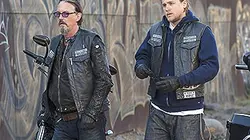 Sons of Anarchy S06E08 Fantômes en streaming