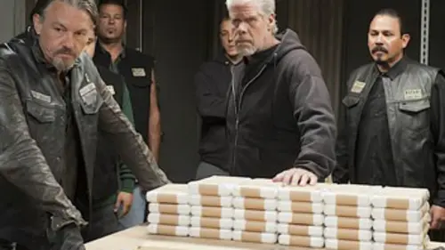 Sons of Anarchy S04E06 La menace fantôme en streaming