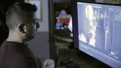 SOS la maison est hantée ! S01E04 Le pub the Queen's Oak