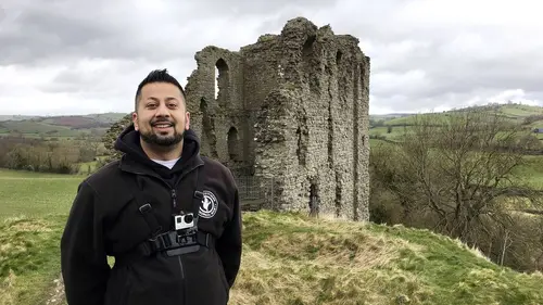 SOS la maison est hantée ! S01E05 Le Bate Hall