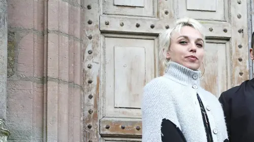 SOS la maison est hantée ! S01E01 Le château de Chillingham