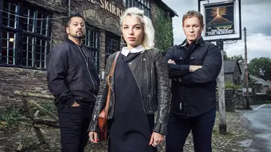 SOS la maison est hantée ! S01E10 L'auberge du Mont Skirrid