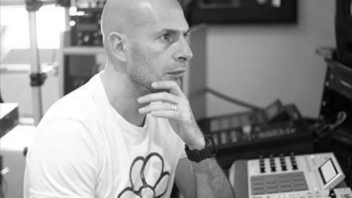 Soundbreaking, la grande aventure de la musique enregistrée E06 Générations sample