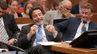 Soupçons (The Staircase) Un dossier bien mince