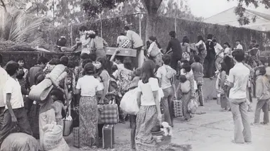 Sous la menace des Khmers rouges, la chute de l'ambassade de France